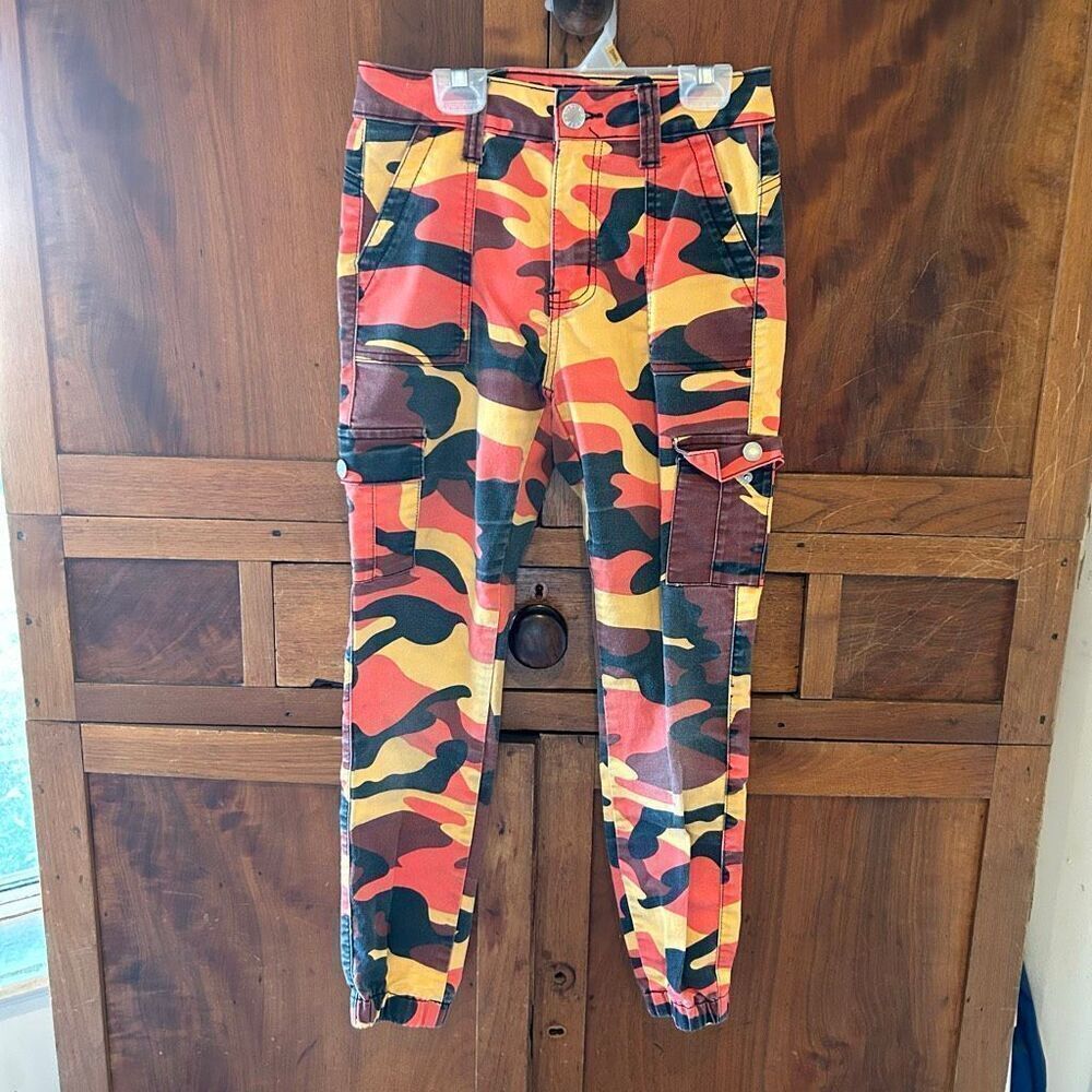 VIP Jeans ankle cuff skater size 5/27 camo